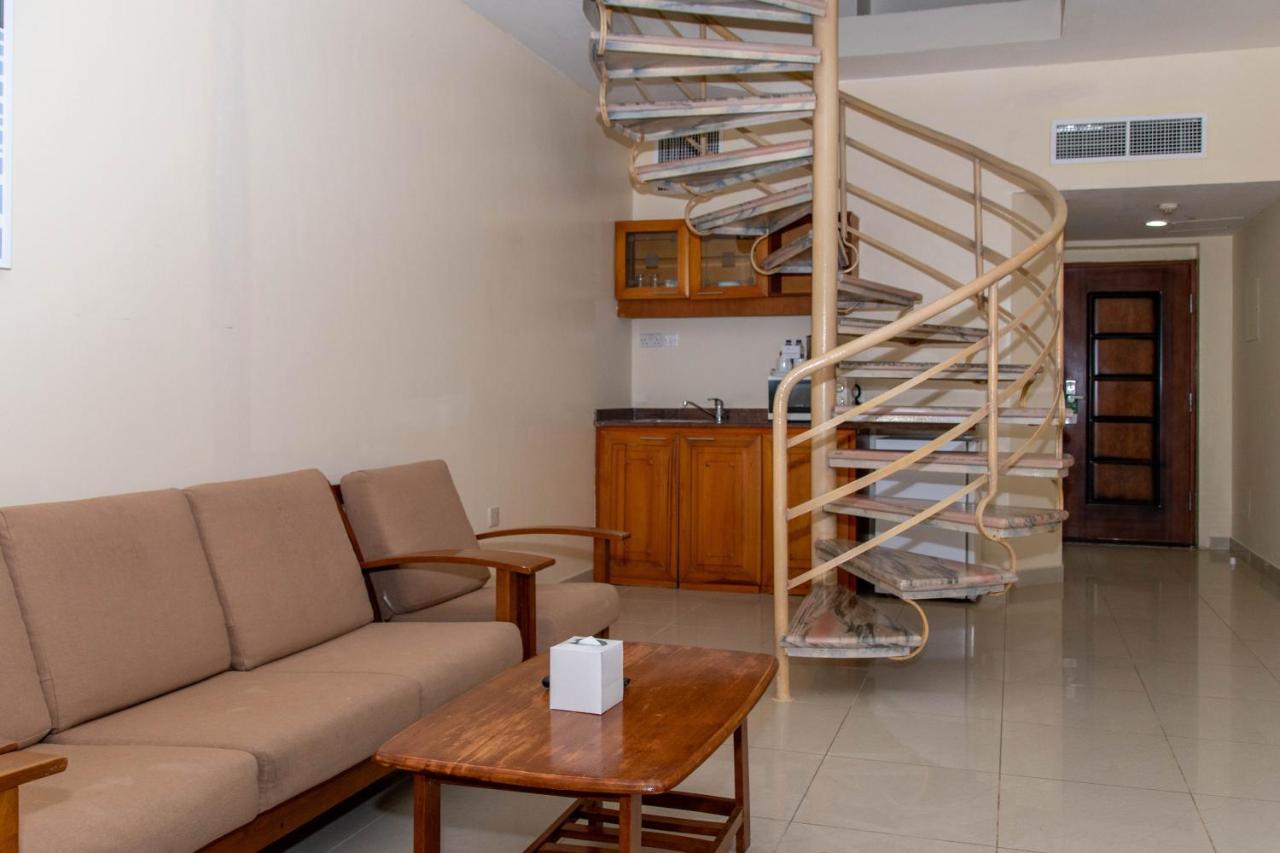 Sandy Beach Hotel & Resort Al Aqah Extérieur photo