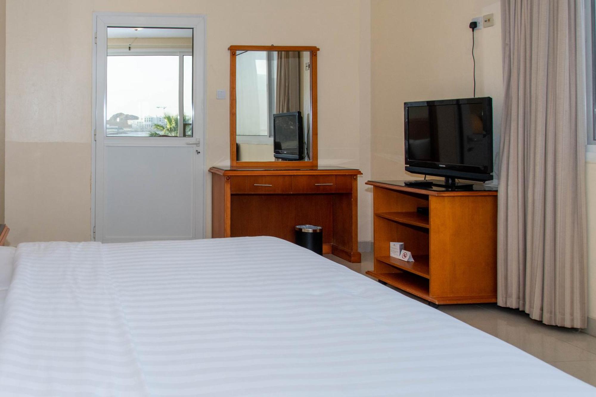 Sandy Beach Hotel & Resort Al Aqah Extérieur photo