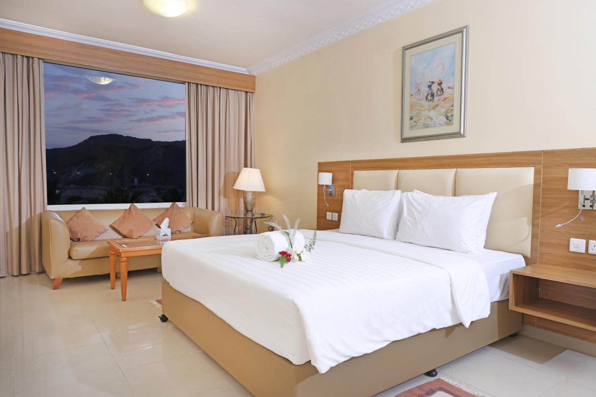 Sandy Beach Hotel & Resort Al Aqah Extérieur photo