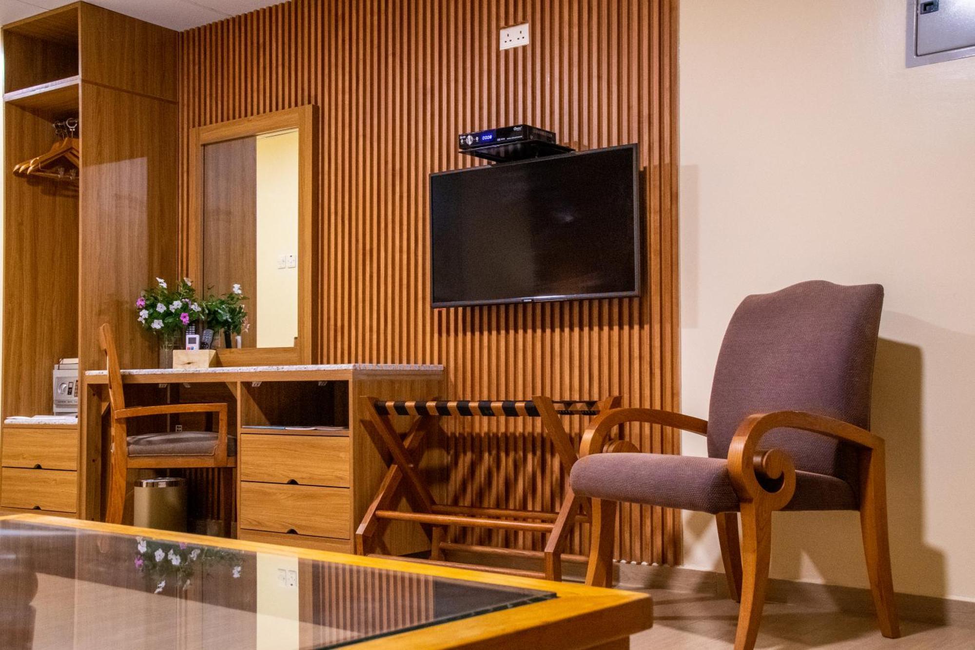 Sandy Beach Hotel & Resort Al Aqah Extérieur photo